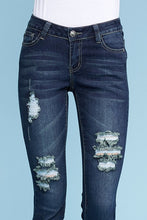 Load image into Gallery viewer, Distressed Jeans
